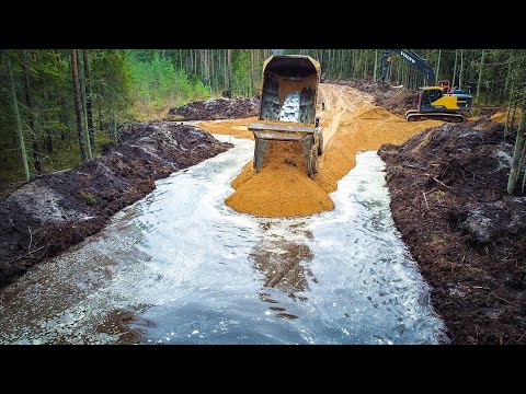 Video: Eartha v Maineu pri Garminu - največjem globusu na svetu