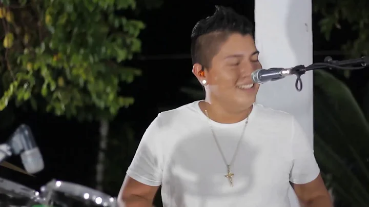 Axel covarrubias Mi novia EN VIVO