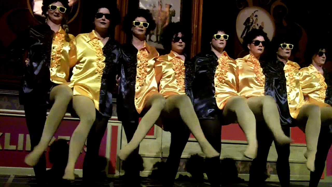 Pronkzitting dames van de Blaospoepers Nuenen 2013