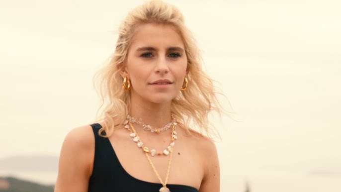Caroline Daur