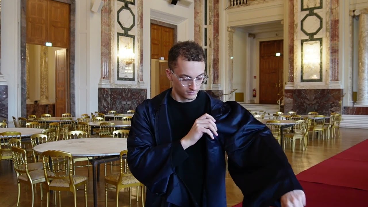 Wearing your Graduation Regalia | Cap & Gown