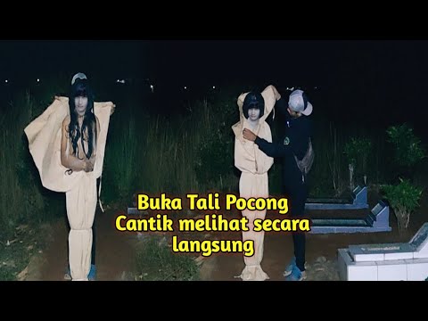 Buka Tali Pocong Perawan di Pemakaman