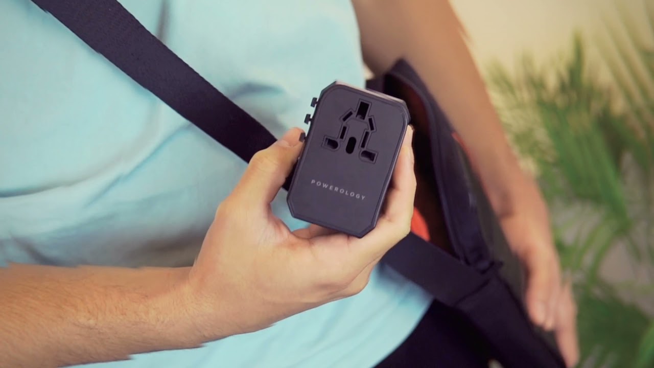 This Is a Powerology 45w Universal Multi-Port Travel Charger.