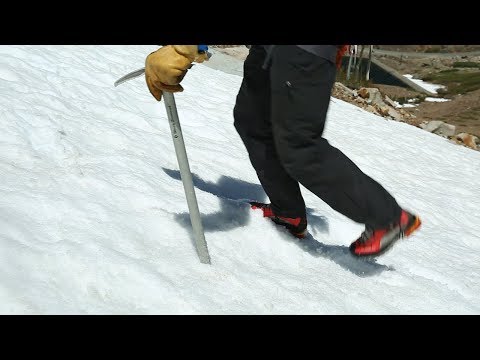 Video: Bagaimana Cara Bermain Ski Menanjak?