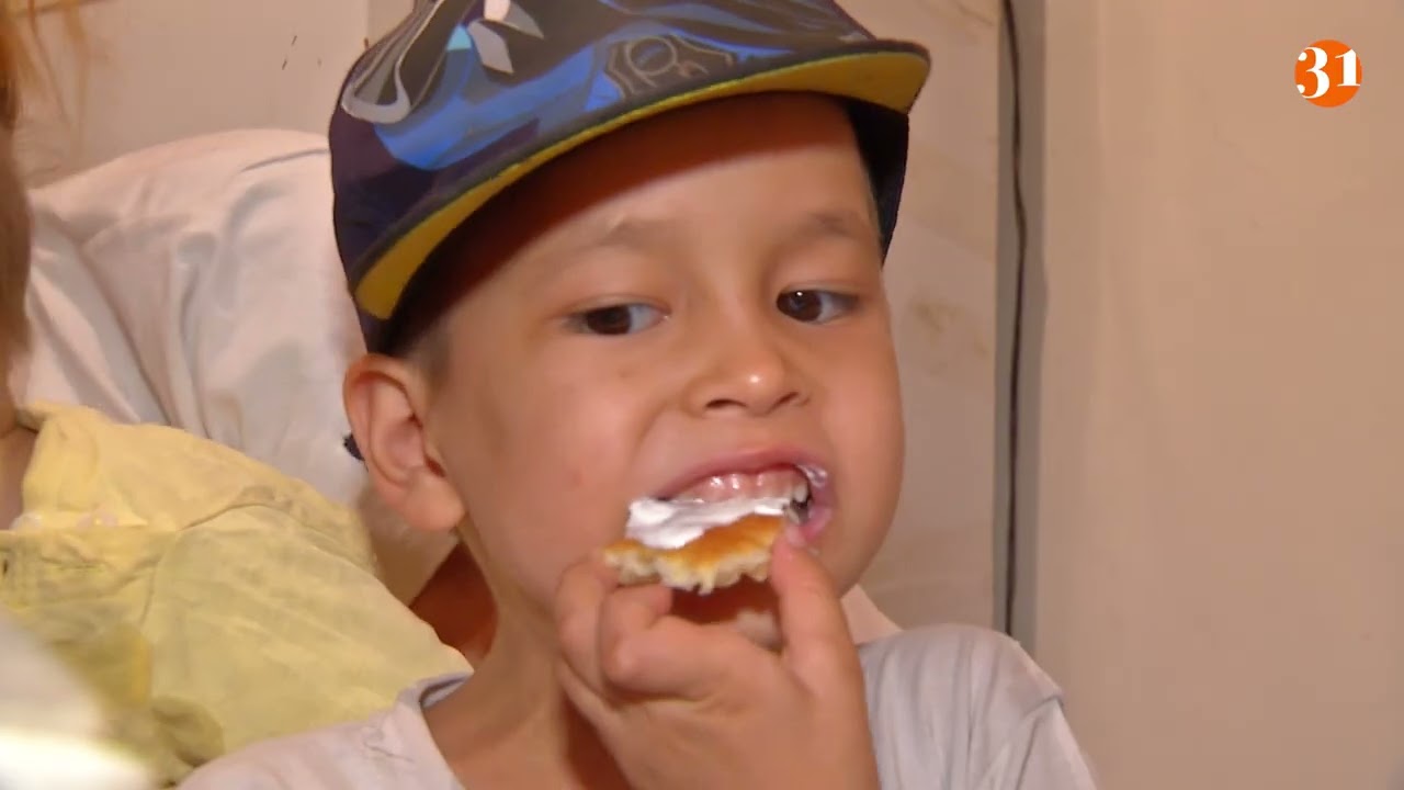 Булка хлеба на несколько дней! Мать с тремя детьми голодает