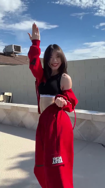 Aya Nakamura - ‘Copines’ TikTok dance challenge | Karina Balcerzak