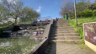 VISTAS de la CASCADA del PARQUE BOTANICO en BARAKALDO