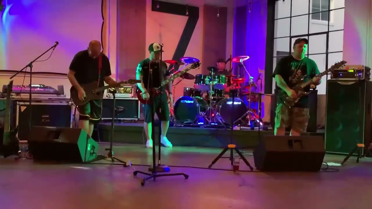 Whiskey Rising - On the Run (The Jompson Bro. COVER) @ Seven Sisters Brewery