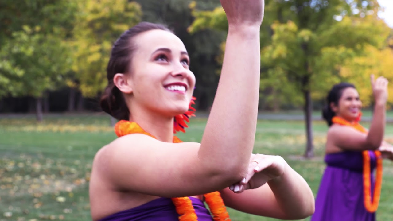 Mele Kalikimaka (Merry Christmas)