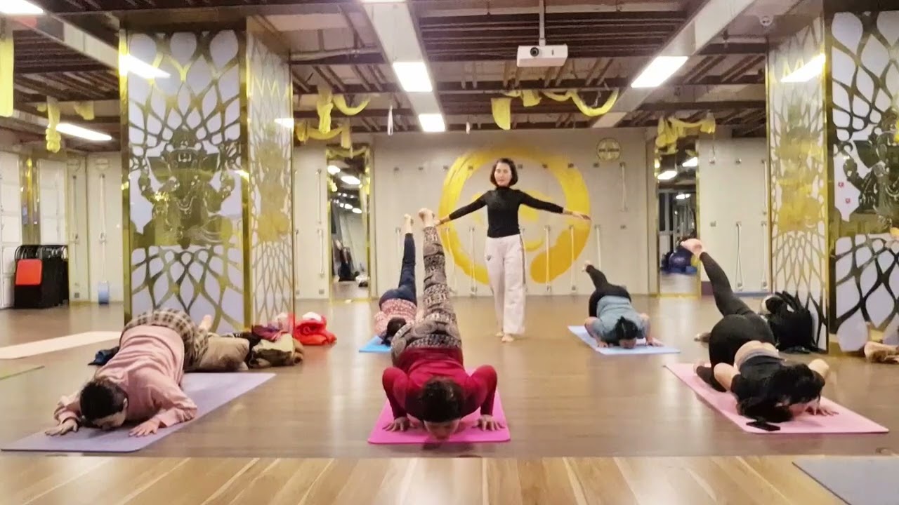 Lớp cộng đồng chủ đề thăng bằng - Master Hồng Nguyễn