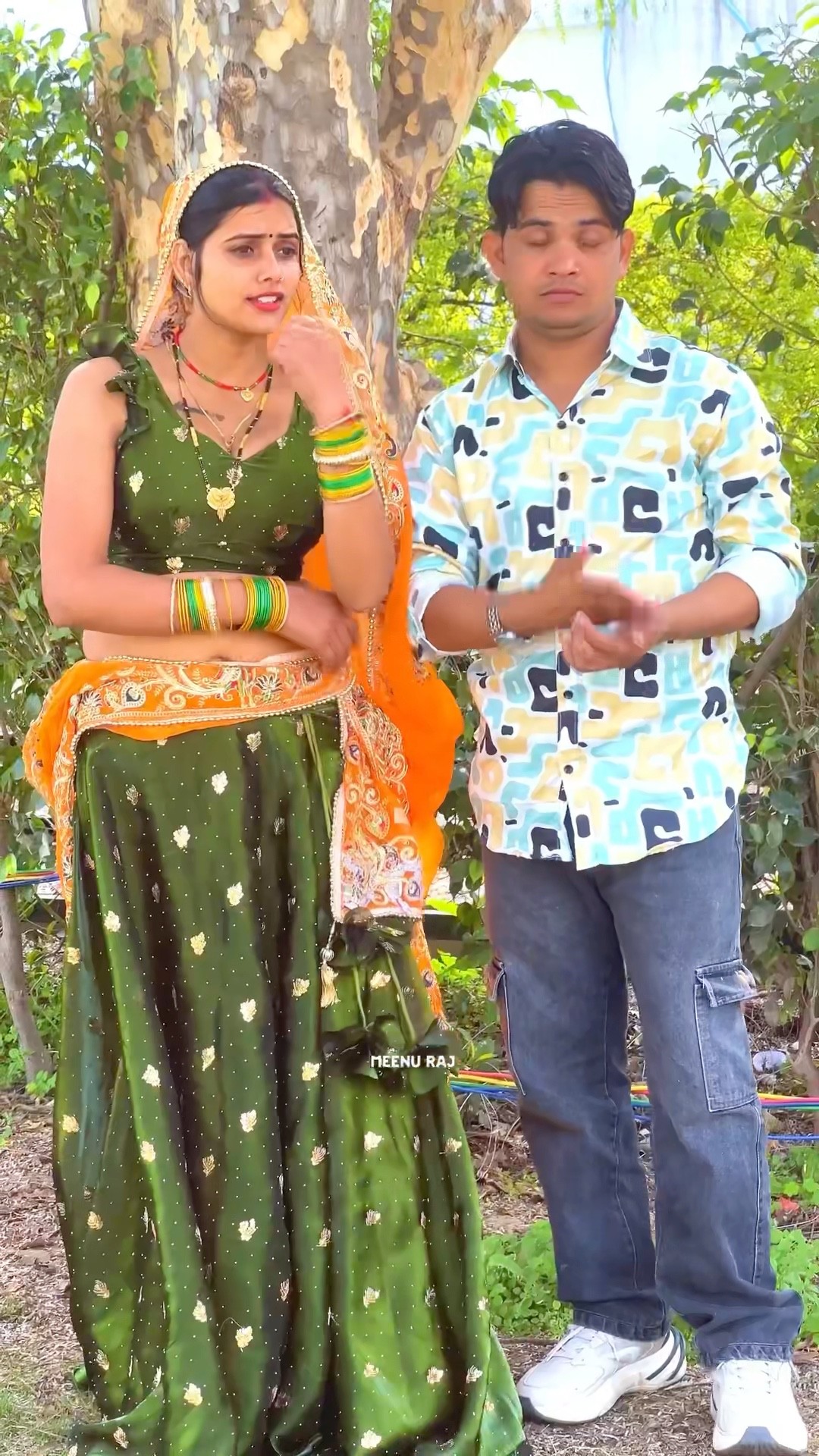 किस क़दर चोट खाये हुए #shorts #meenu #trending #ytshorts #shorts