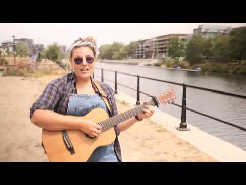 Amélie; Session Grenade
