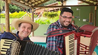 Xodozinho Sanfoneiro e Luiz Otaviano - Os Jardins da Vila (part. Leone Reis)