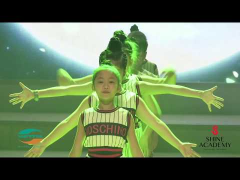 Video Trung thu cổ tích - Shine Academy - YouTube