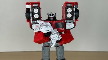 Hasbro Transformers Collaborative Target Optimus Prime & Bullseye 2 Pack Action Figure Review