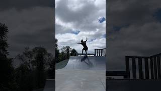 Cloudy morning, best time to skate in summer #nz #summer #skateboardvibes #skate #skatepark #fyp