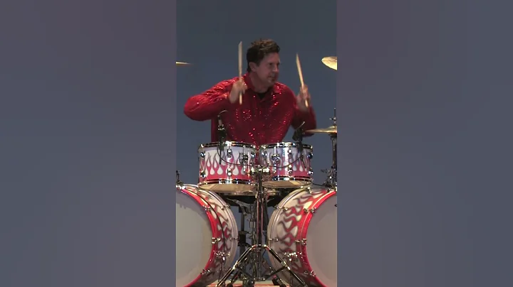 This Drummer Is At The Wrong Gig! #concert #livemusic #music #crazydrummer #maddrummer