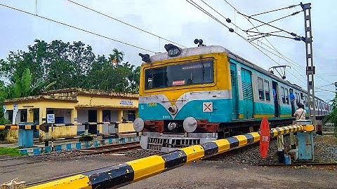 Unique Coloured Sea Green EMU Train ferociously Skipping Railgate | Katwa-Howrah Galloping Local