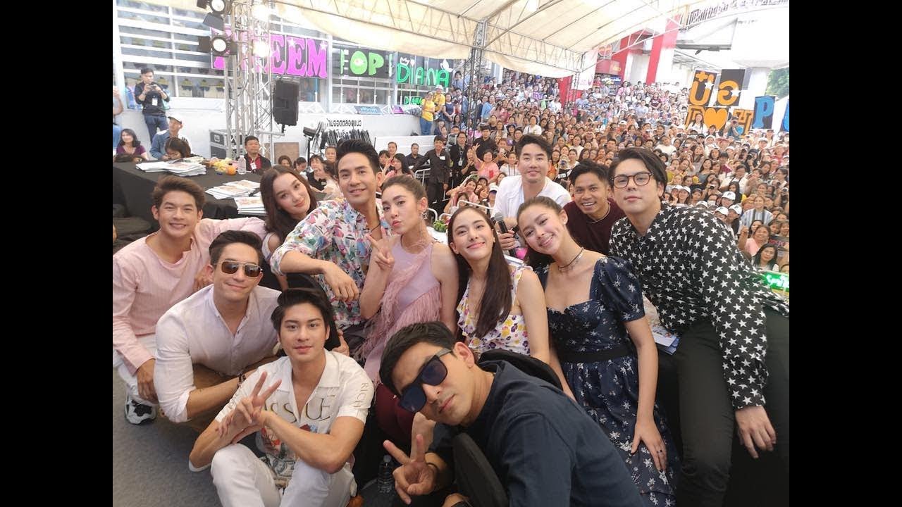 บรรยากาศงานแจกลายเซ็นปฎิทินช่อง 3 กับ โป๊ป-เบลล่า-ป๋อ ณัฐวุฒิ และอีกมากมาย