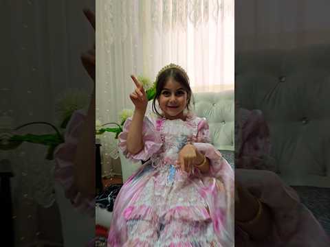 شو رأيكم بهل قمر شايف القمر الي منور فوق