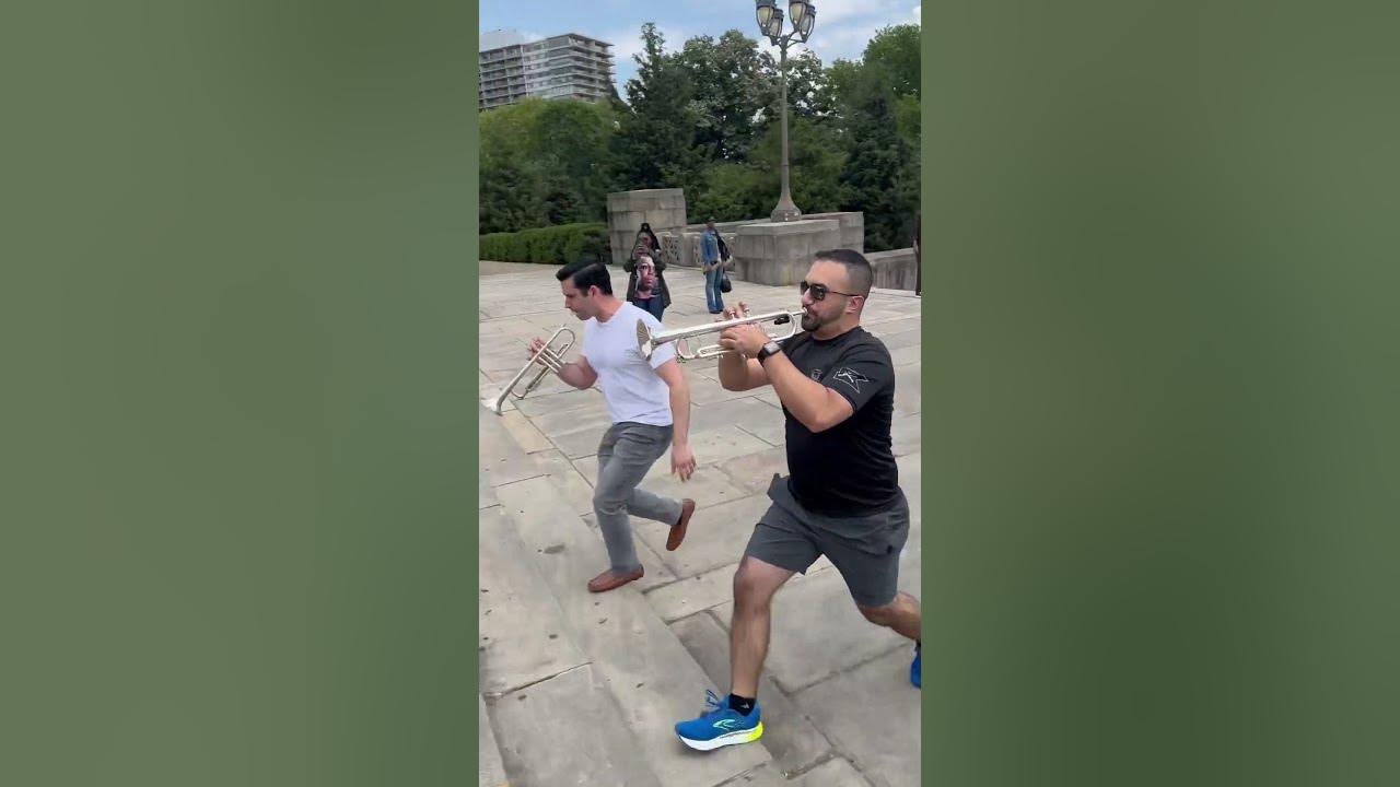 Rocky Theme While Running Up the Philadelphia Museum of Art!