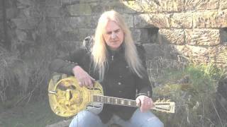 Смотреть клип Saxon - Call To Arms