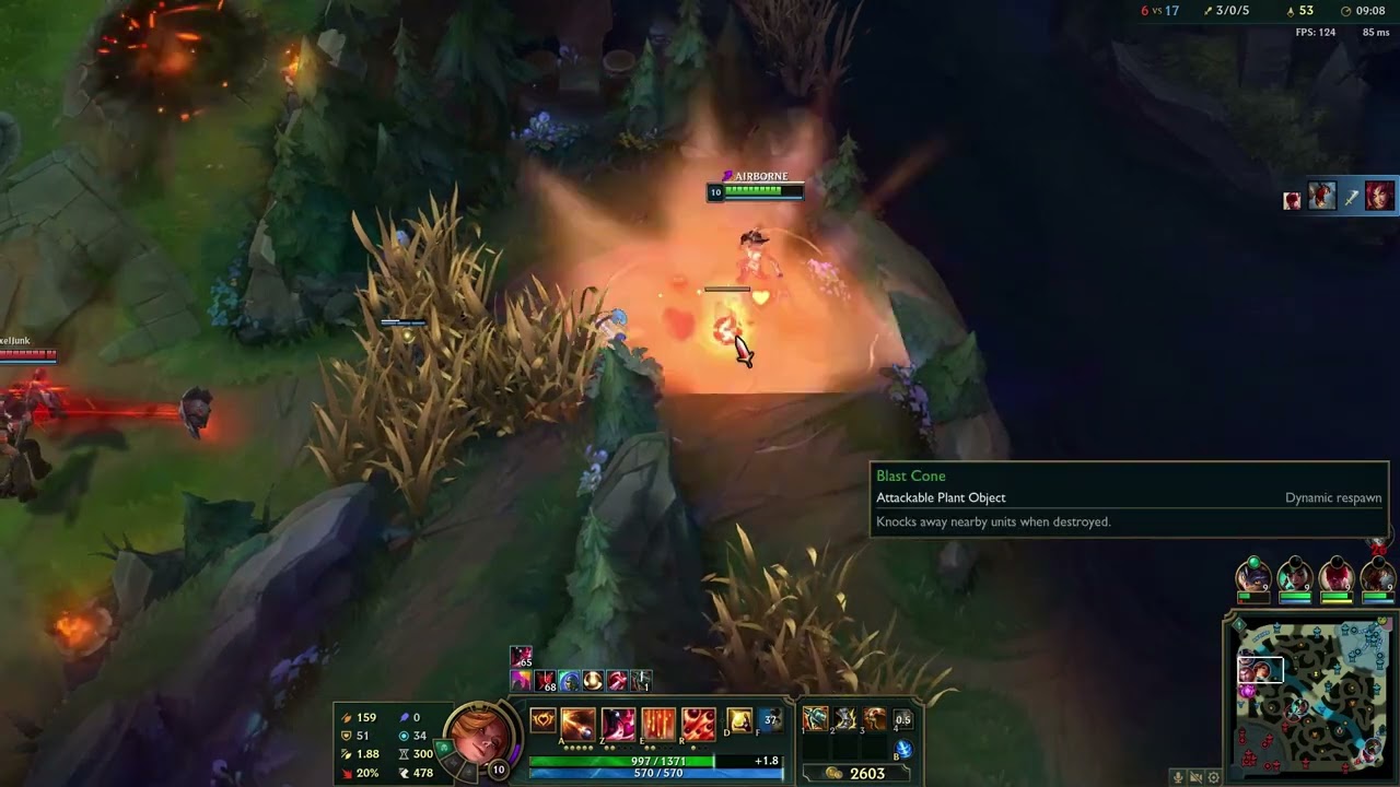 CRIT MISS FORTUNE IN URF HURTS BAD !! (WATCH THE LAST MINUTE !!!)