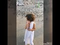 انت نور الله فجرا جئت بعد العسر يسرا مع اجمل طفل في العالم في مناسك العمرة فيصل المطيري 