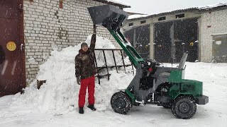 Самодельный минипогрузчик. Плавный ход.