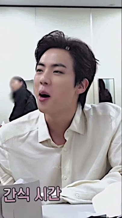 Jin eats in handsome 😳💘#bts #shorts #jin