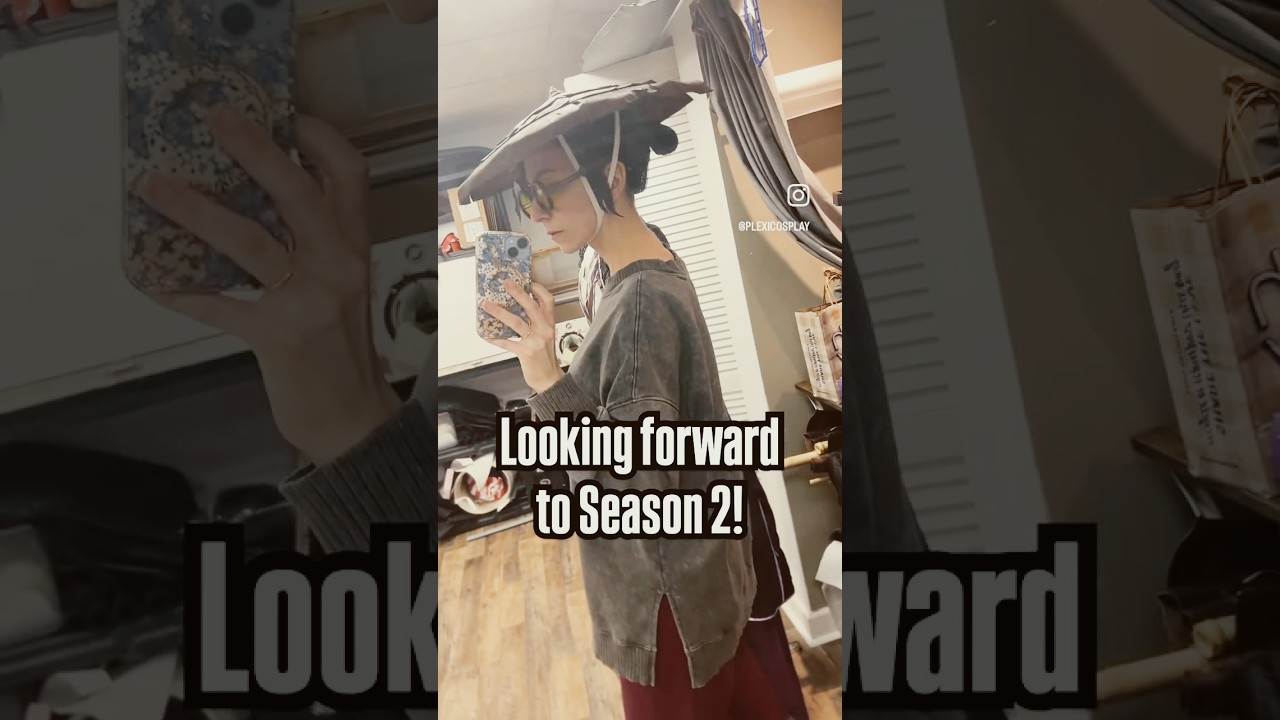 Treated myself to a custom wig by @PsycloneJackCreations 🥰🥰 #mizu