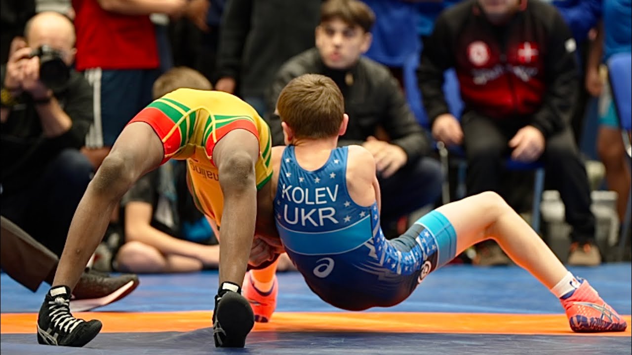 U13 Sanjeev Tharmalingam (SWE) vs Jurii Kolev (DEN) 32kg final! Greco-roman boys youth wrestling.