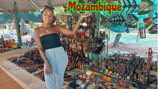 Inside The Biggest African Craft Market In Mozambique/FEIMA