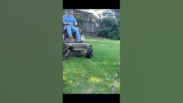 #mowing #greengrass #grasshopper 52"  Diesel (Cut quality) EPIC !