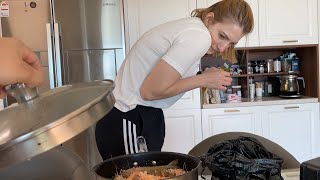 Ukrainian girlfriend try to cook shrimp