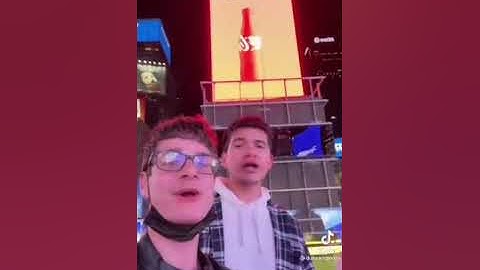 best of ...Adding autotune to random videos .....dukeandjones