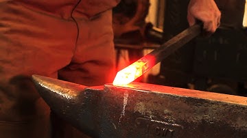 Forging a point on 3/4 inch square. Why I use a 5lbs hammer!