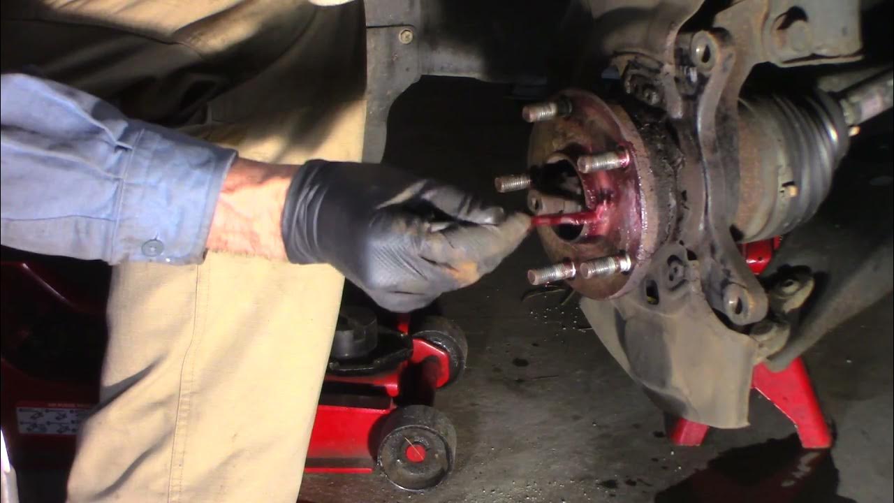 2004 Toyota Sienna front brakes replacement - YouTube