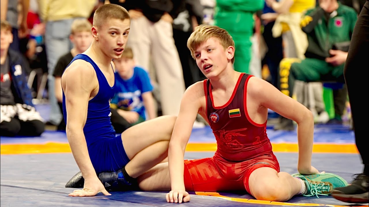 U15 Adomas Senkevic (LTU) vs Stanislav Piatachenko (UKR) 52kg. Freestyle boys wrestling tournament.