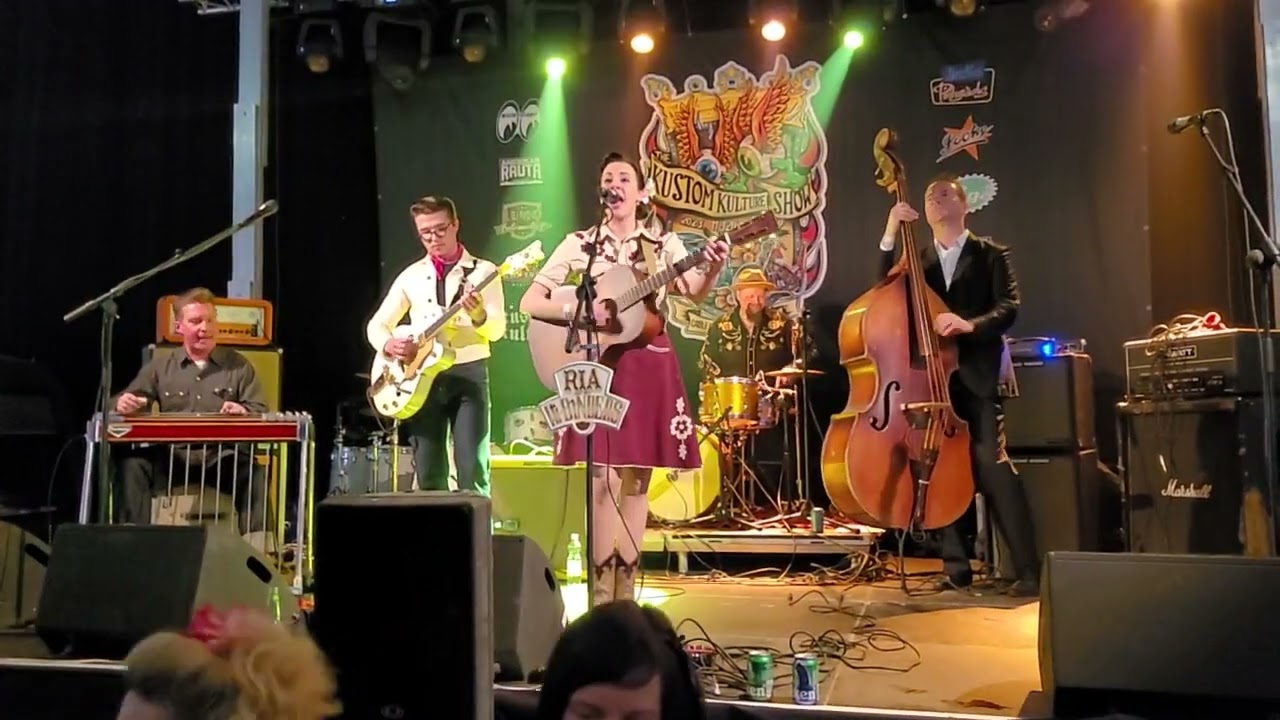 Ria and the Hi-Binders -Bye bye baby