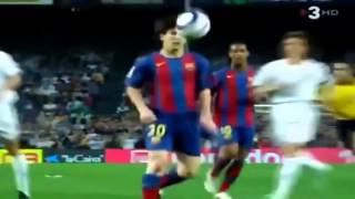 Месси первый гол за Барселону в 2005 году с Роналдиньо Удивительные Assist HD