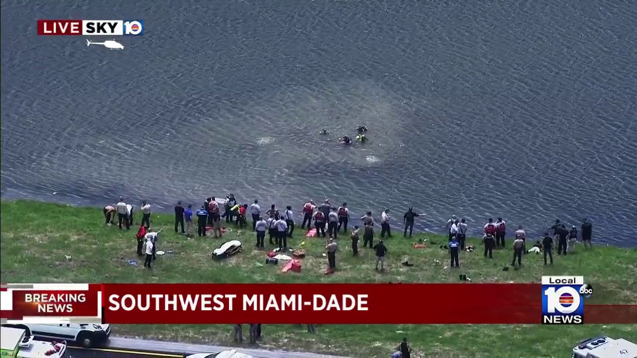 Car crashes into canal in west Miami-Dade