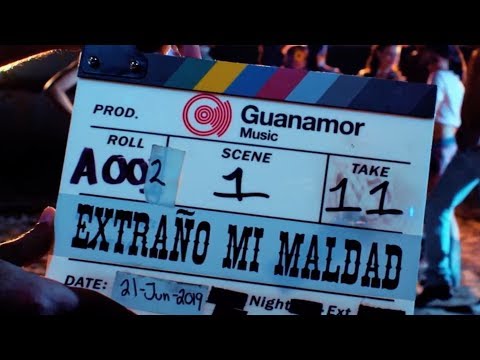 María Barracuda - Extraño mi Maldad (Video Oficial)