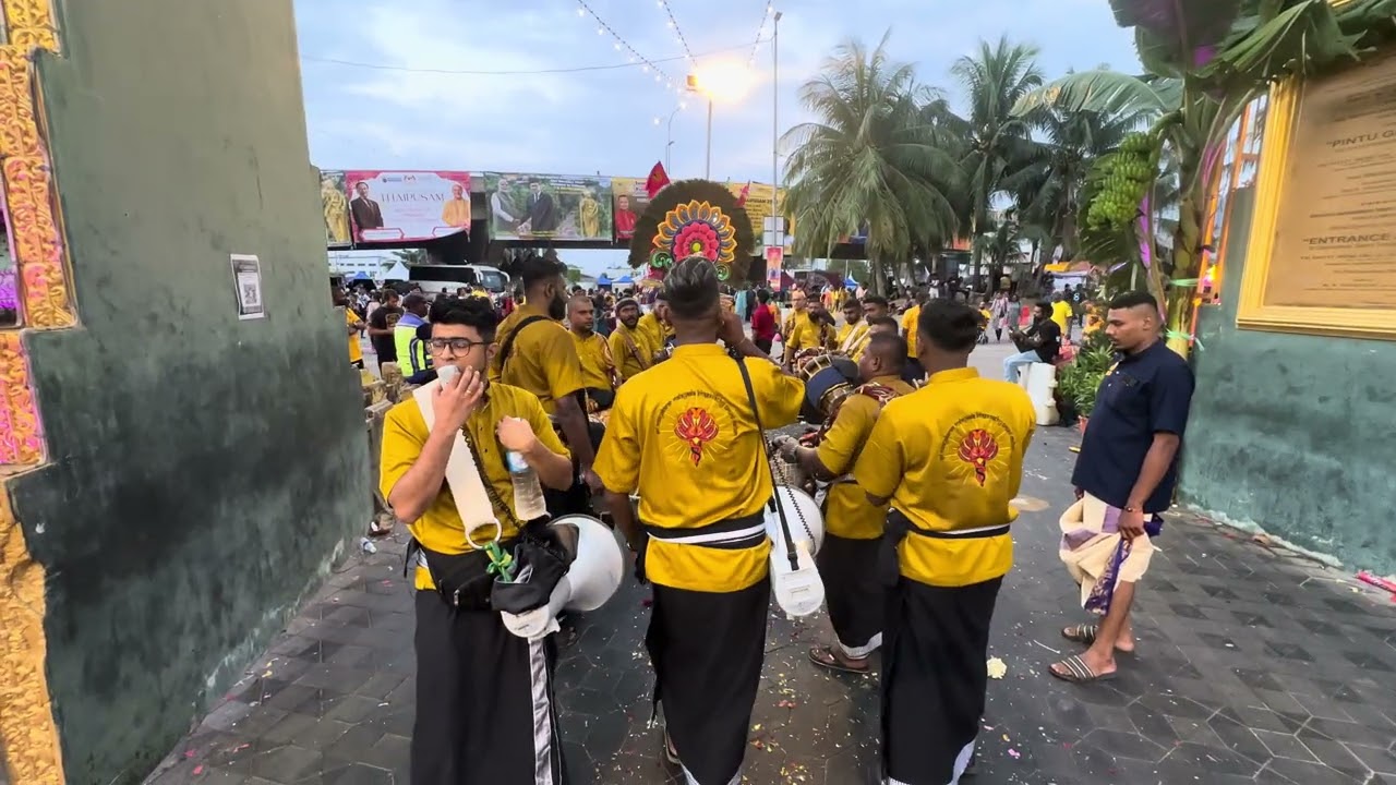 Maayakarar🔱 || Thaipusam Batu Cave 2016🦚 || om muruga ✨