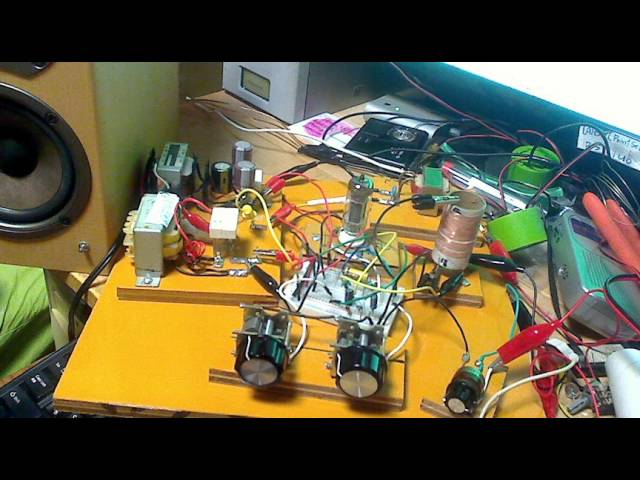 真空管再生式受信機 中波DX（NHK東京第一放送594KHz） - YouTube