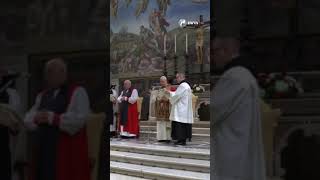 Папа Римський та Король англійський разом у молитві. Алілуя! #молитва#popeleoxiv#kingcharlesiii
