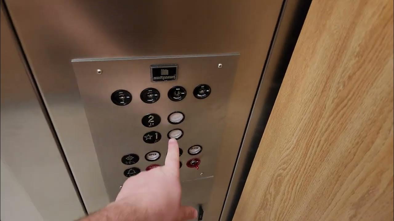 S22 Montgomery Hydraulic Elevator Dillard's Sunland Park Mall El Paso