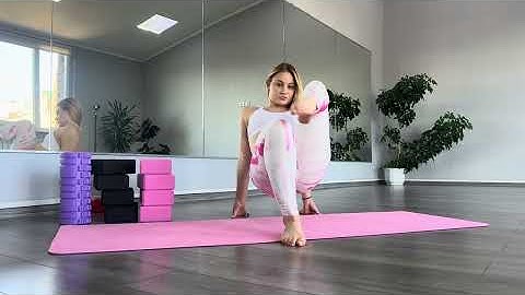 Middle Split Stretch for Stiff Hips — Get Flexible Fast! (Daily Routine | 4K)