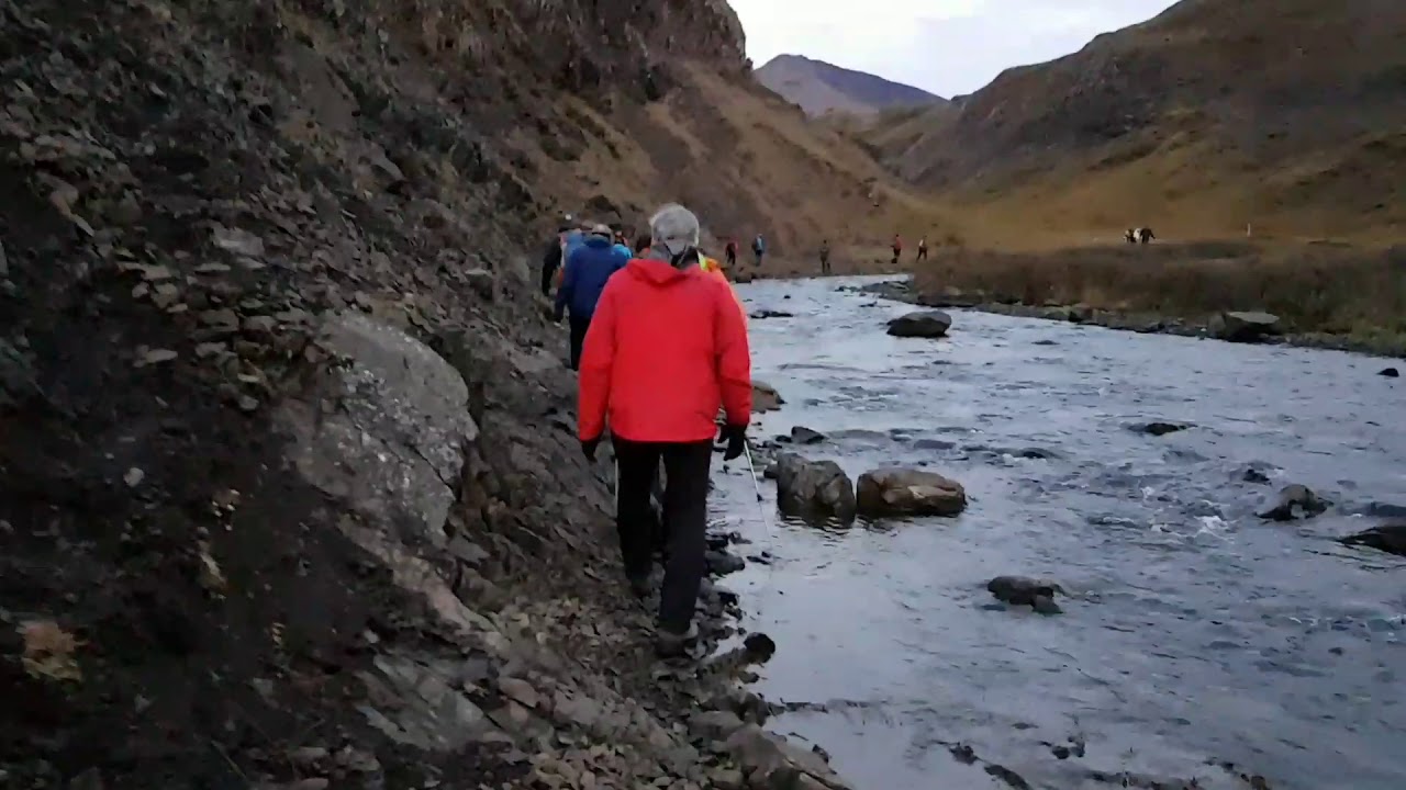 Tröllafoss og Haukafjöll gljúfur Leirvogsár 311017 — Tröllafoss, Iceland — video poster