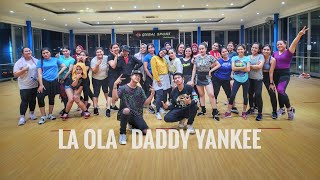 La Ola - Daddy Yankee 🖤 | ZUMBA | FITNESS | At Balikpapan